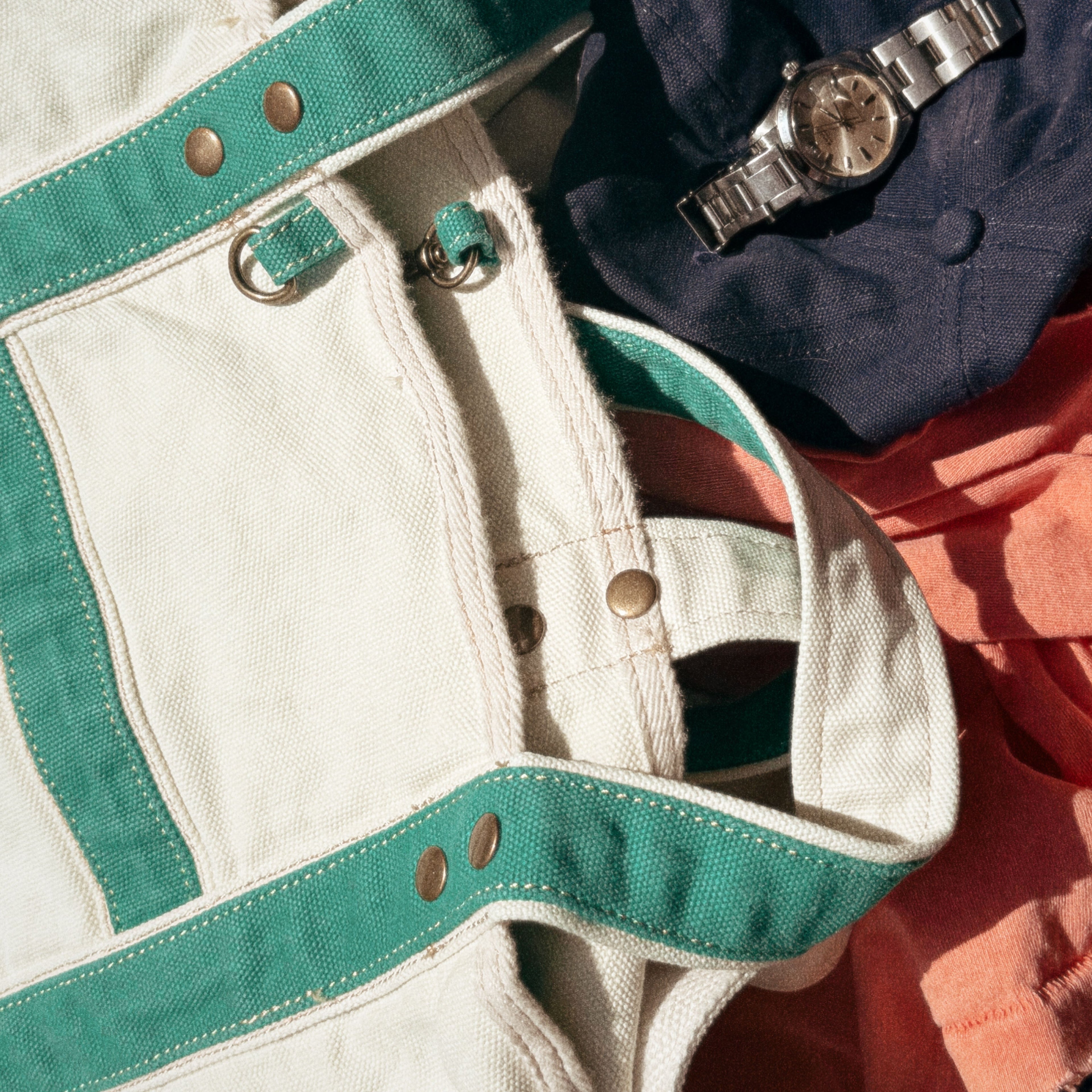 The Islander Tote
