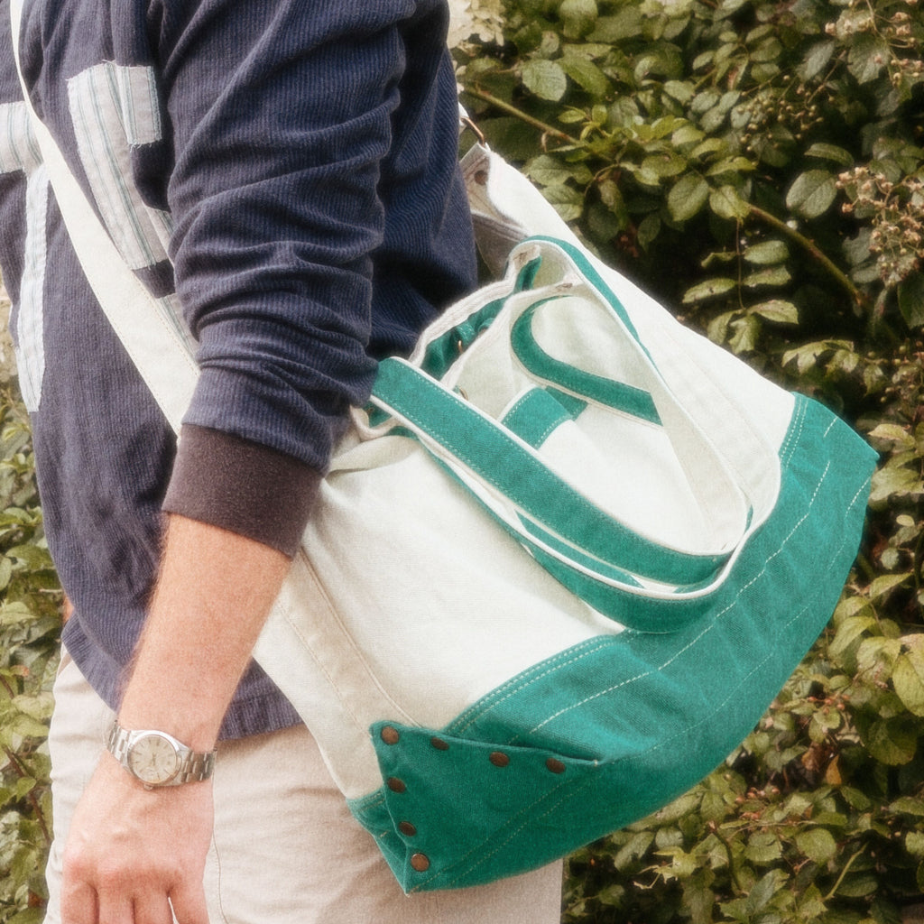 The Islander Tote